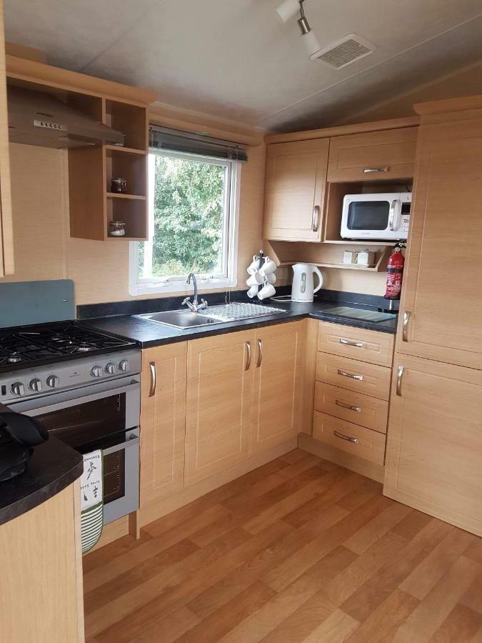 Caravan For Rent At Tattershall Holiday Park Exterior foto